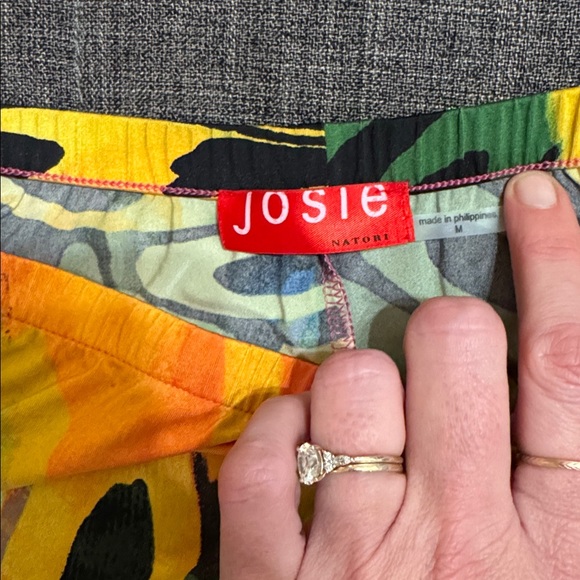 Josie Natori Colorful Abstract Butterfly Print Wide Leg Pants M - Picture 2 of 4